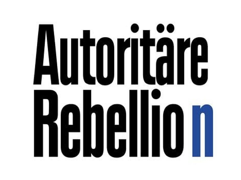 "Autoritäre Rebellion" - Ausschnitt vom Buchcover mit schwarzer Schrift auf weiß, nur das "n" von "Rebellion" ist blau.